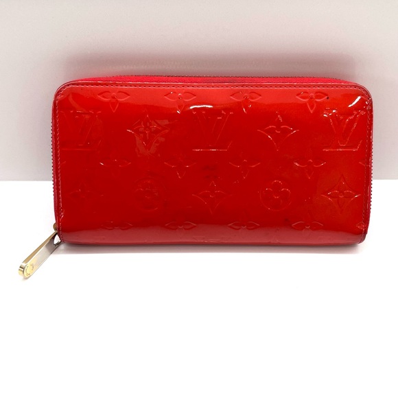 Louis Vuitton Handbags - LOUIS VUITTON Vernis wallet